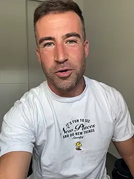 Show modela Turunner na web-kameri