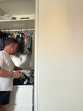 Turunner's Webcam Show
