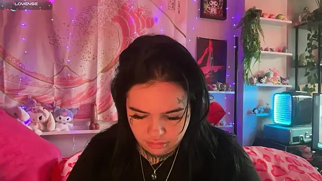 BigBootyHolly Webcamshow