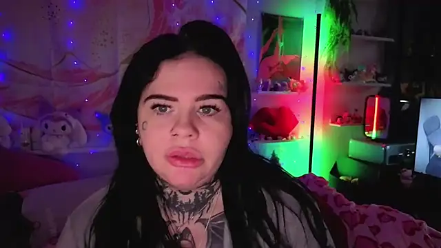 Webkamerová show BigBootyHolly