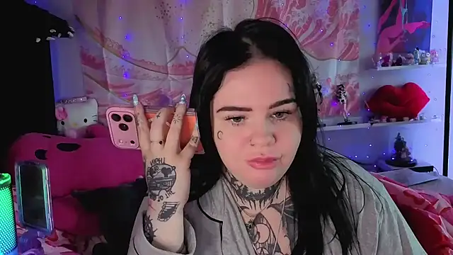 Show de BigBootyHolly na webcam