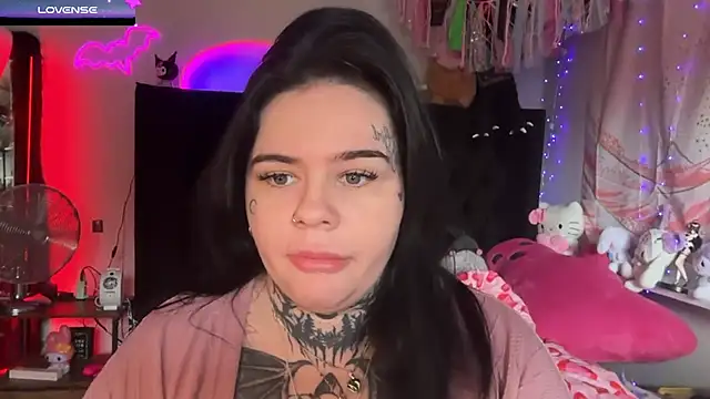 Pertunjukan Kamera Web BigBootyHolly