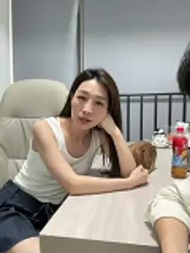 mmajb Chat XXX in diretta