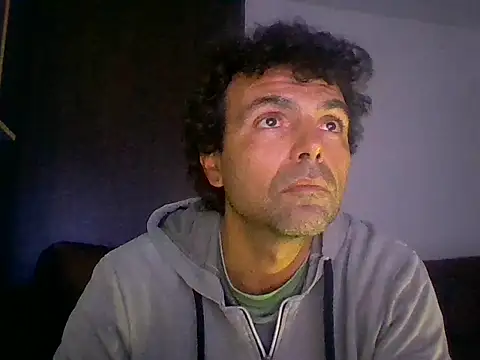 Show modela perrolobo78 na web-kameri