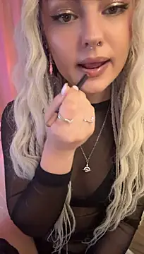 Show modela LeraFox na web-kameri