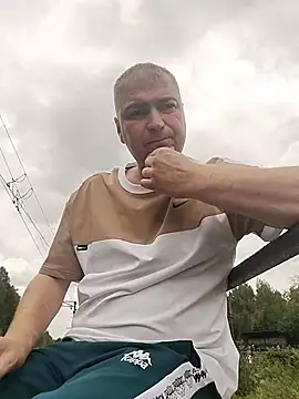 Dimentrius Show Webcam