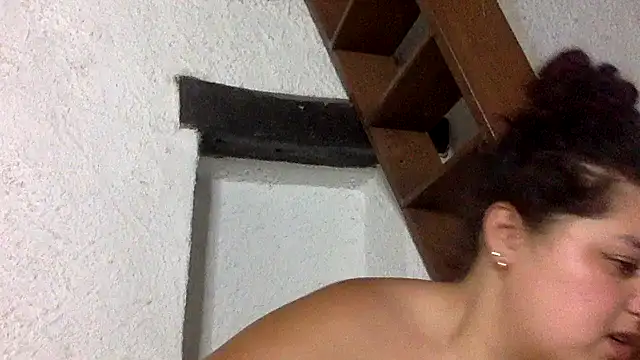 Velvetshadow_48 élő XXX-chatje