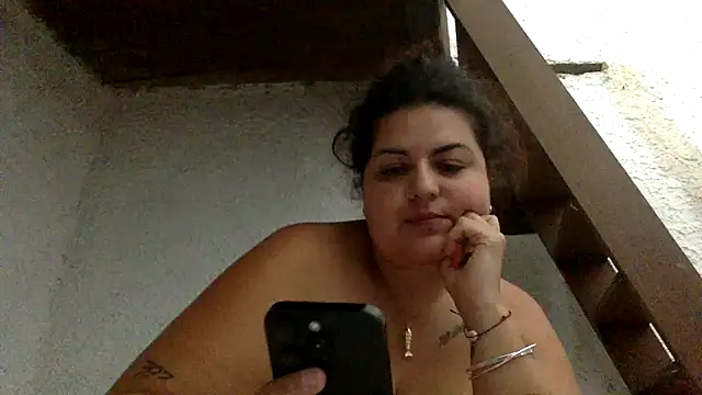 Chat +18 de Velvetshadow_48 ao vivo