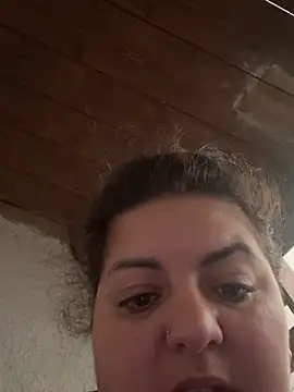 Velvetshadow_48 élő XXX-chatje