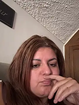 Velvetshadow_48's Live XXX Chat