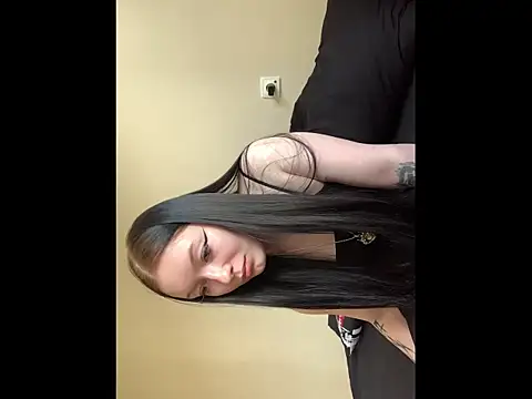 Pertunjukan Kamera Web Naomi_Lanee
