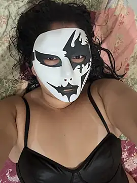 cherrybr01's Webcam Show