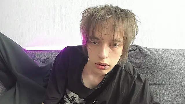 عرض كام Nolan_Sagee