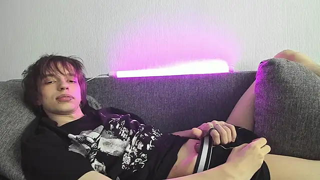 Czat XXX na żywo – Nolan_Sagee