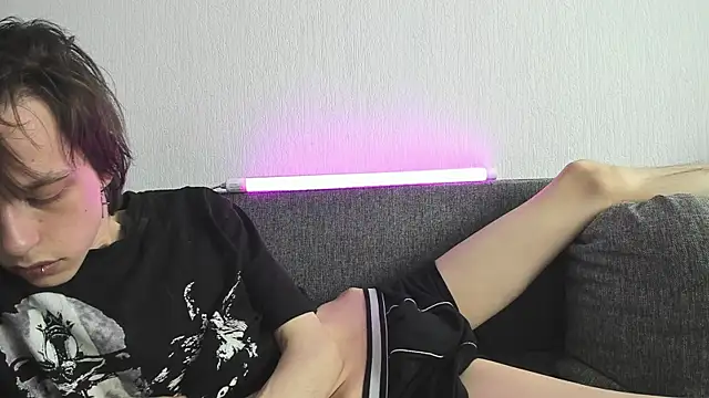 Nolan_Sagee's Webcam Show