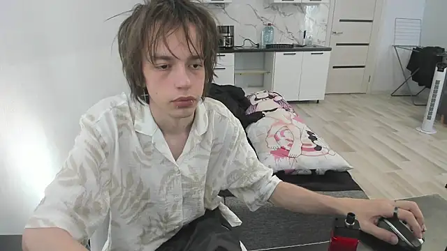 Nolan_Sagee Show Webcam