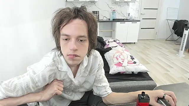 Nolan_Sagee Webcam-Show