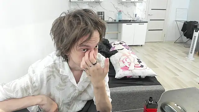Nolan_Sagee 网络视讯表演