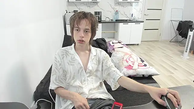 Nolan_Sagee Webcam-Show