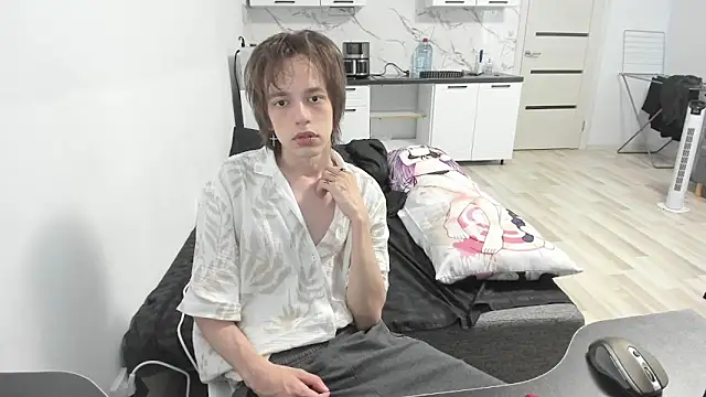 Nolan_Sagee 网络视讯表演