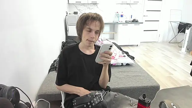 Nolan_Sagee Show Webcam