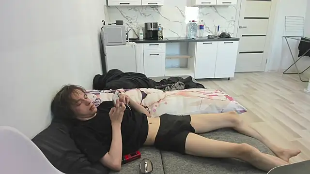 Nolan_Sagee's Webcam Show