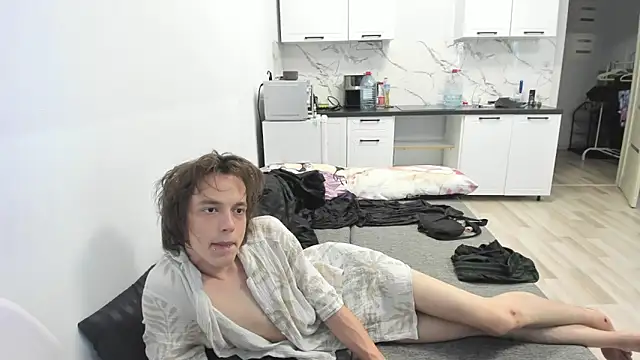عرض كام Nolan_Sagee