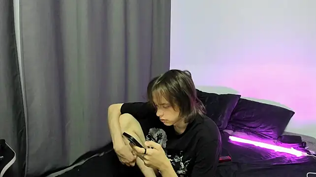 Nolan_Sagee Webcam show