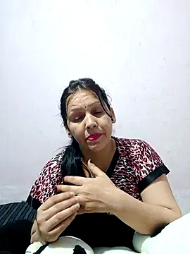 XXX chat uživo modela simmy14321