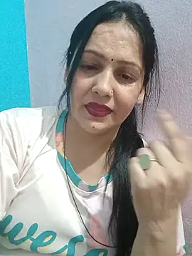 XXX chat uživo modela simmy14321