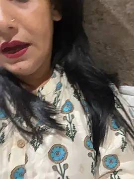 צ'אט XXX בשידור חי של simmy14321