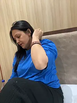 צ'אט XXX בשידור חי של simmy14321