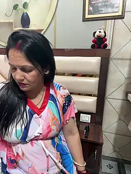 Anshika_Arya Chat XXX in diretta