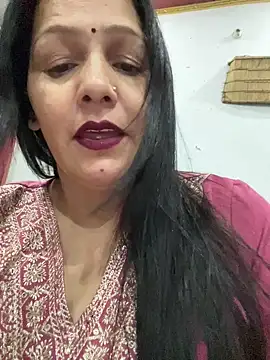Anshika_Arya Adlı Modelin Canlı XXX Sohbeti