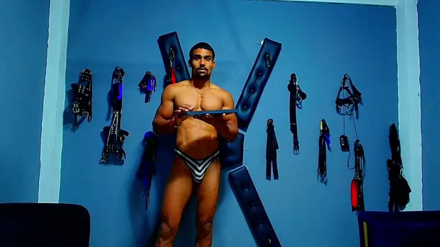 adonisdios22 Show in webcam