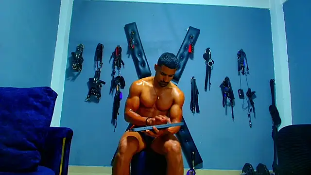adonisdios22's Webcam Show