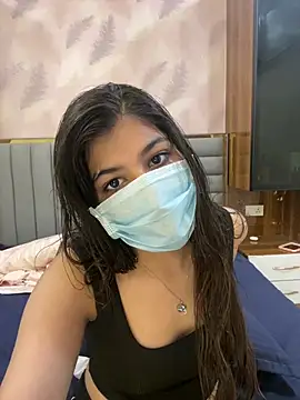 YoursAnny_cams Show in webcam