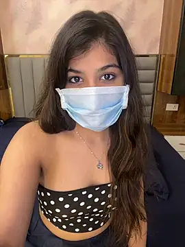 YoursAnny_cams Pertunjukan Webcam