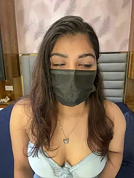 Chat +18 de YoursAnny_cams ao vivo