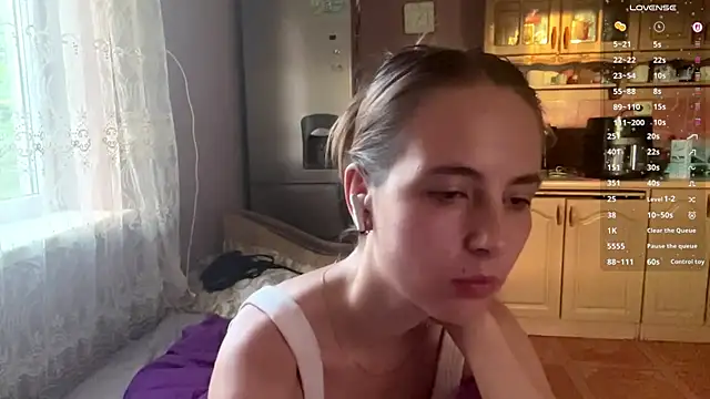 DaphneAmor Show in webcam