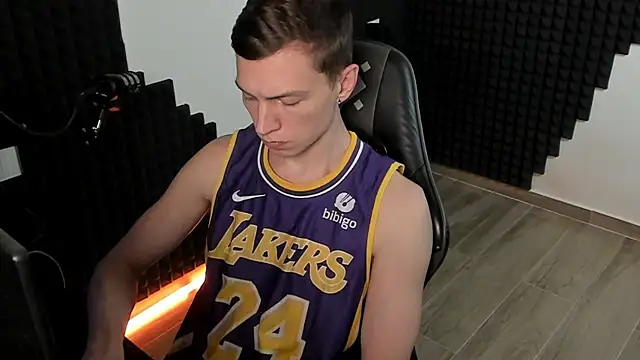 More_than_friend's Webcam Show