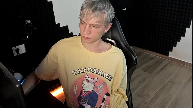 More_than_friend's Webcam Show