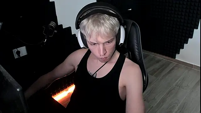 More_than_friend Live XXX-Chat
