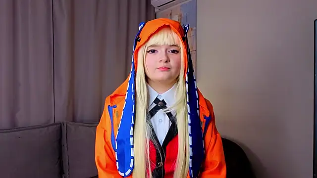 MaryLorezn Webbikameraesitys