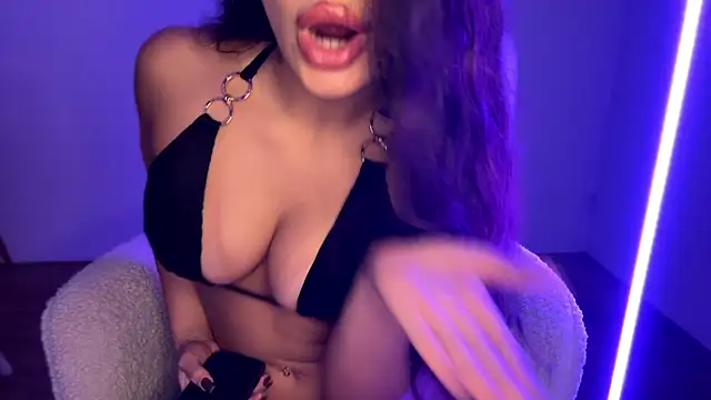 MewDolln Webbikameraesitys