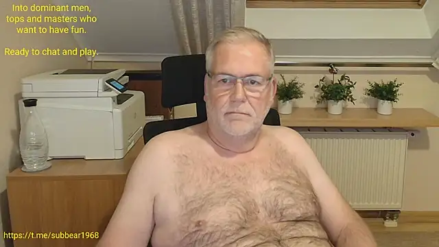 subbear1968 Webcam Show