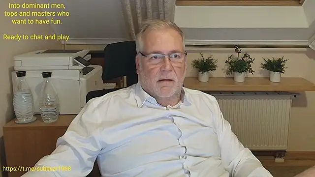 subbear1968 Show Webcam