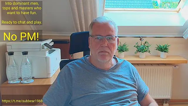 Pertunjukan Kamera Web subbear1968