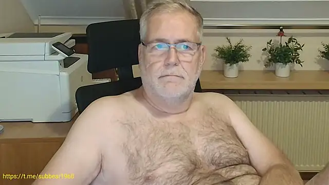 subbear1968's Webcam Show