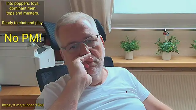 subbear1968 Pertunjukan Webcam